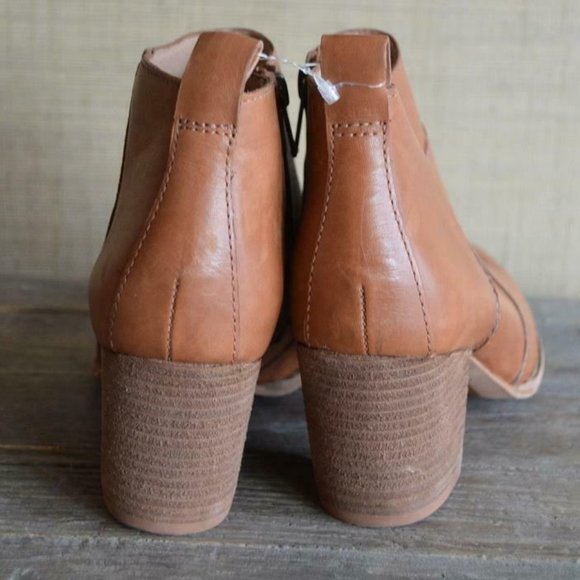 Madewell Brenner Boots in Leather english saddle - Picture 2 of 3